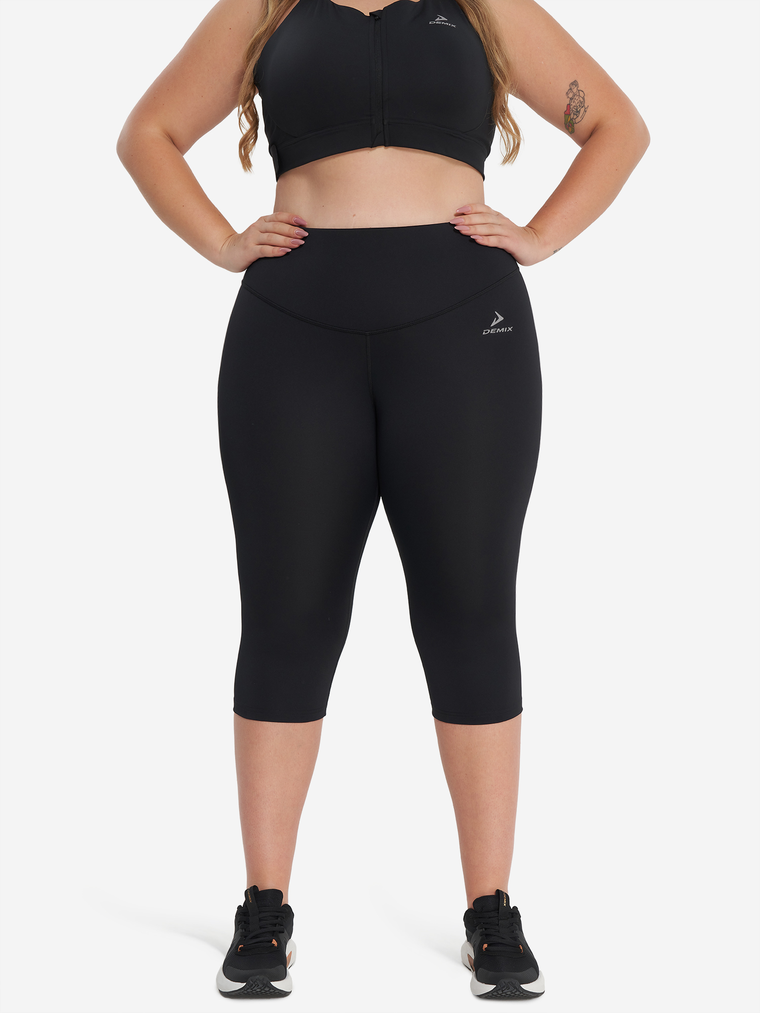 фото Бриджи женские demix, plus size, черный