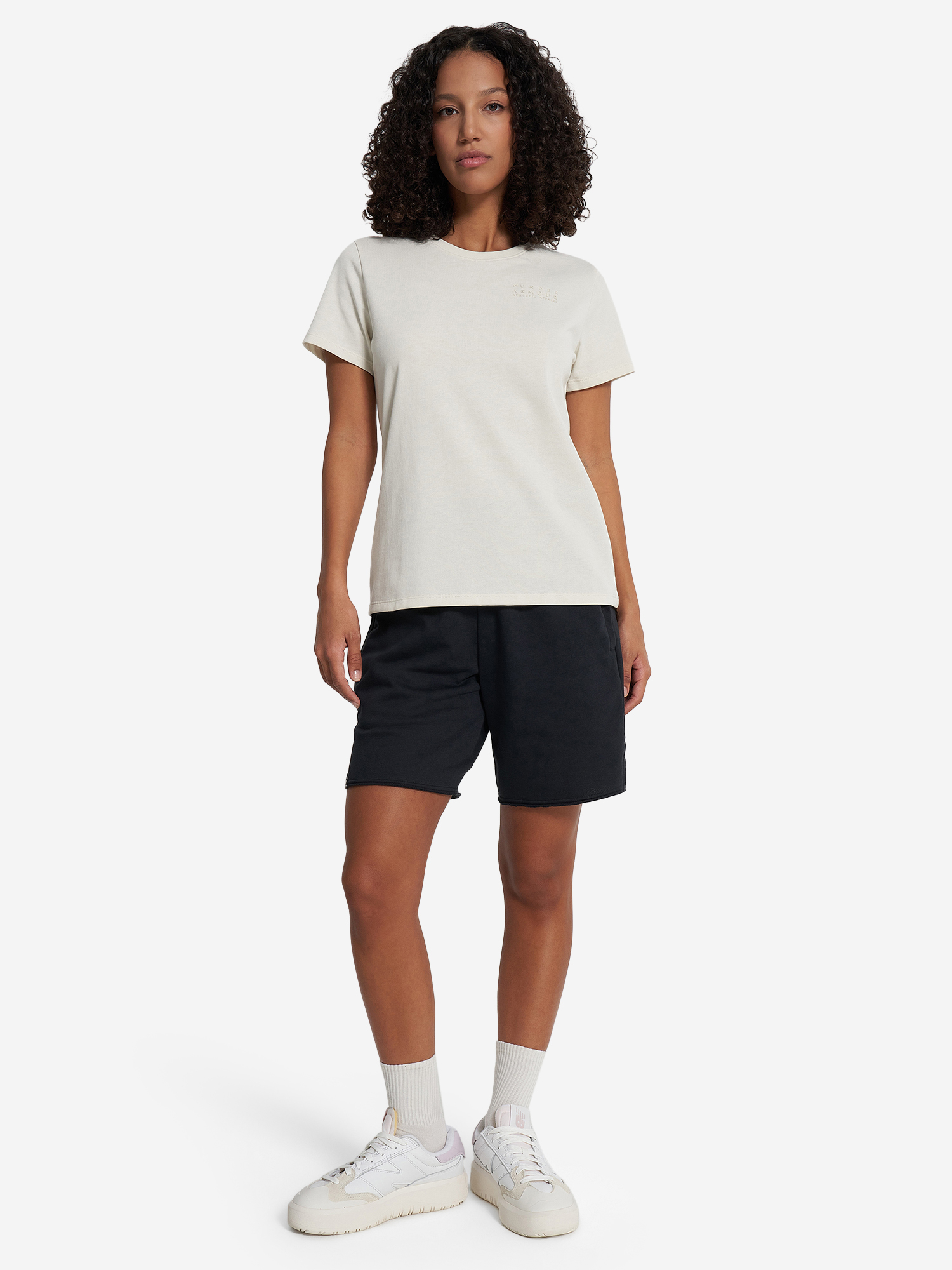 фото Футболка женская under armour branded core, бежевый