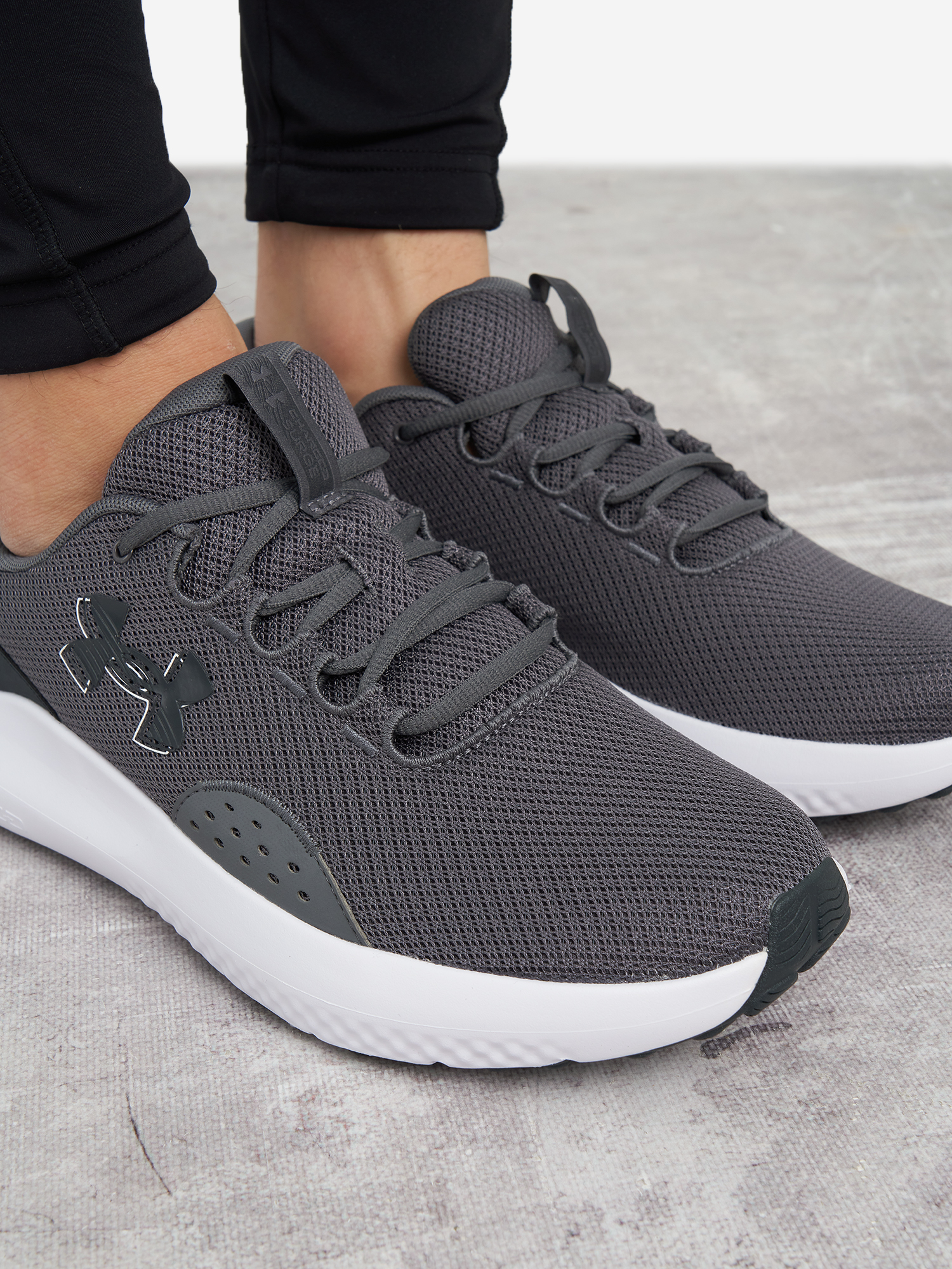 фото Кроссовки мужские under armour charged surge 4, серый