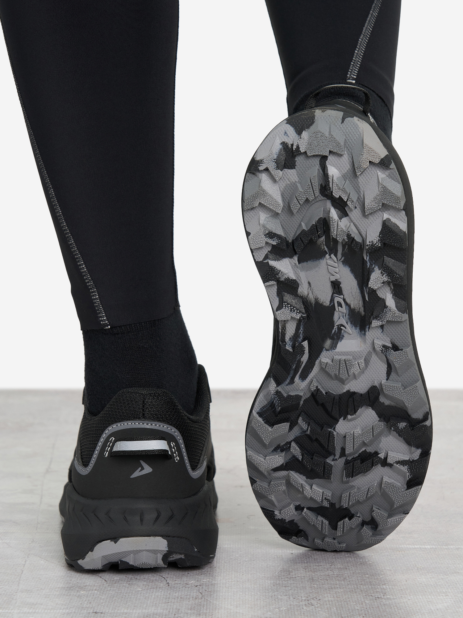 фото Кроссовки женские demix compact trail 3, черный