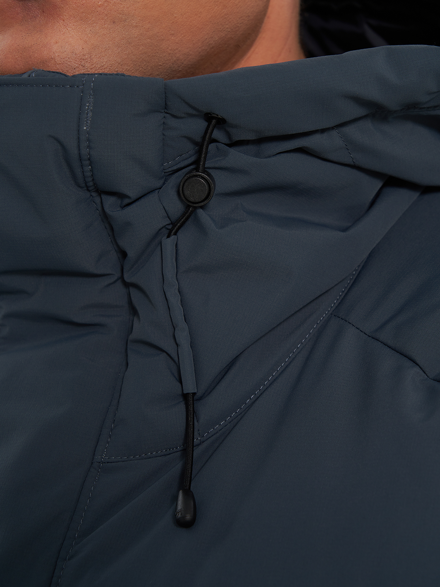 фото Пуховик мужской mountain hardwear first tracks, синий