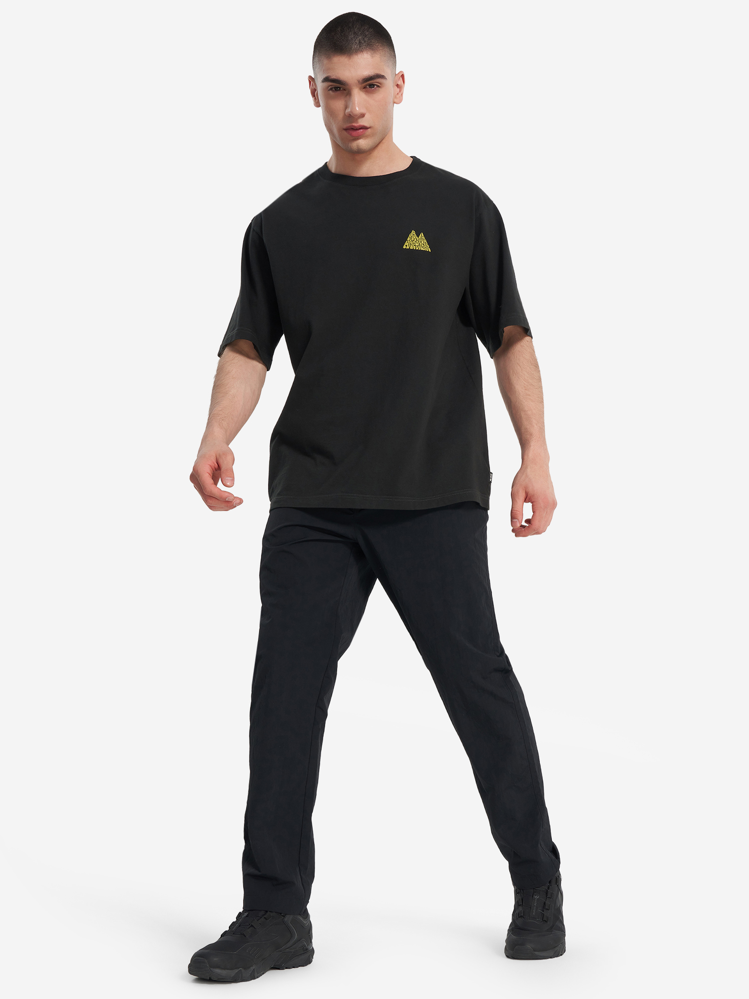 фото Футболка мужская mountain hardwear mountains collab short sleeve, серый