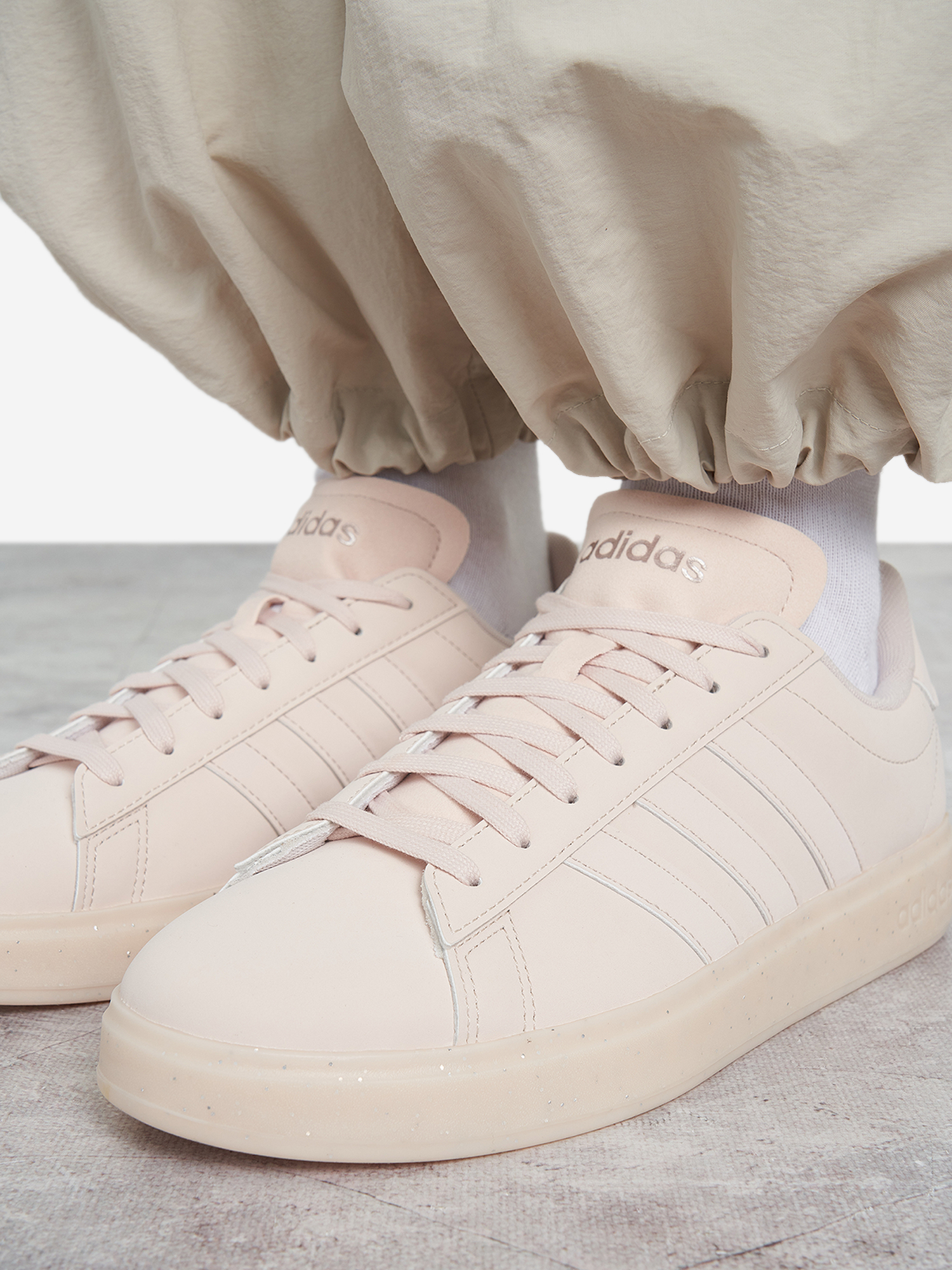фото Кеды женские adidas grand court 2.0, бежевый