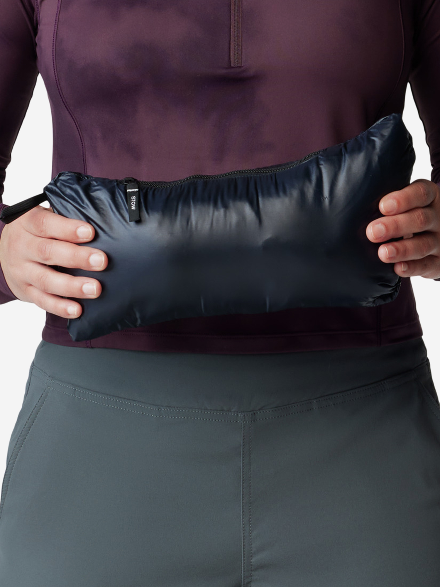 фото Пуховик женский mountain hardwear deloro, фиолетовый