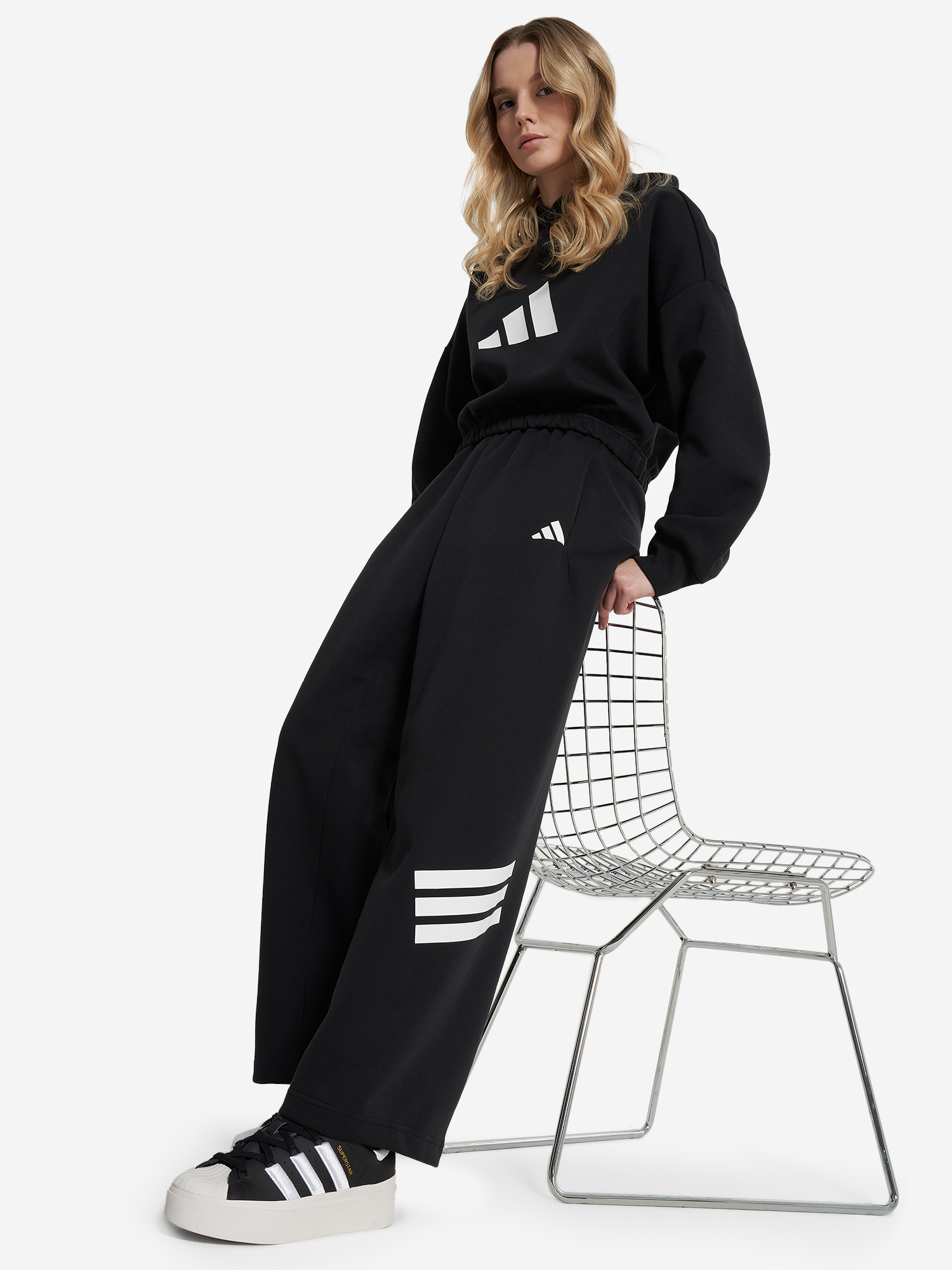 фото Брюки женские adidas, черный