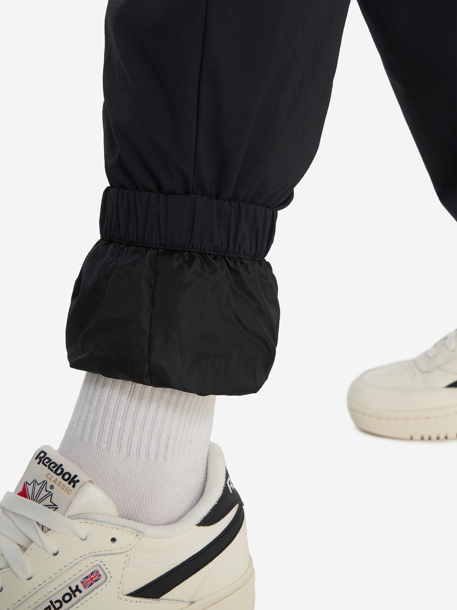 фото Брюки женские reebok vector track, черный