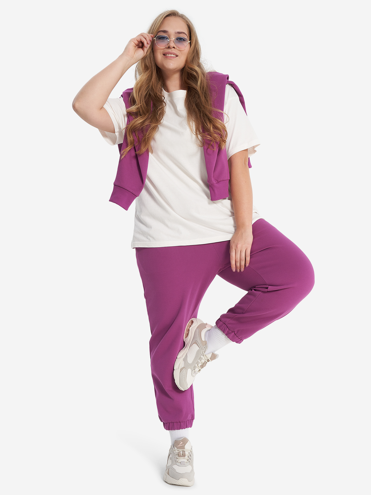 фото Брюки женские оверсайз demix, plus size, фиолетовый