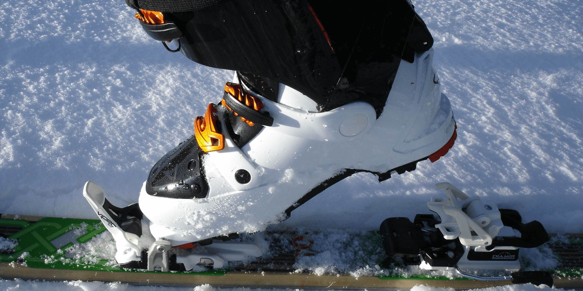 Как подобрать крепления для горных лыж — Спортмастер Медиа