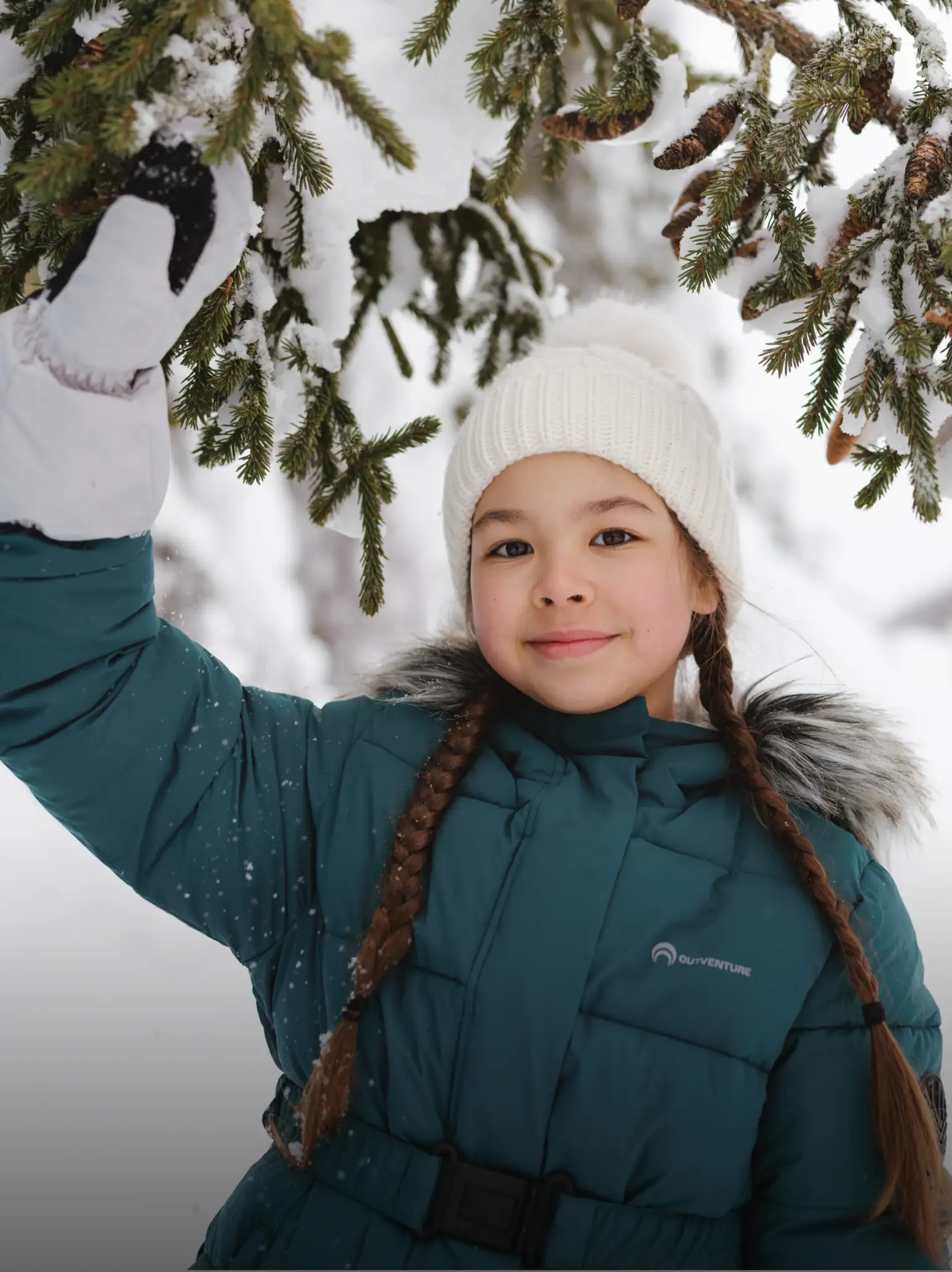 Дети в одежде Outventure