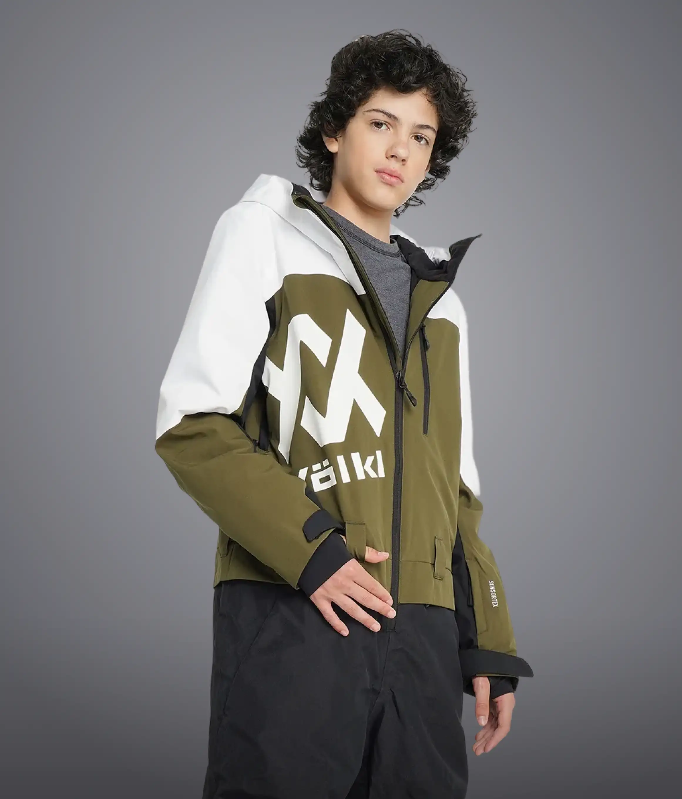 Premium | Sportmaster