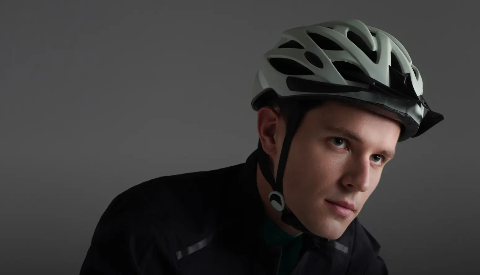Premium | Sportmaster