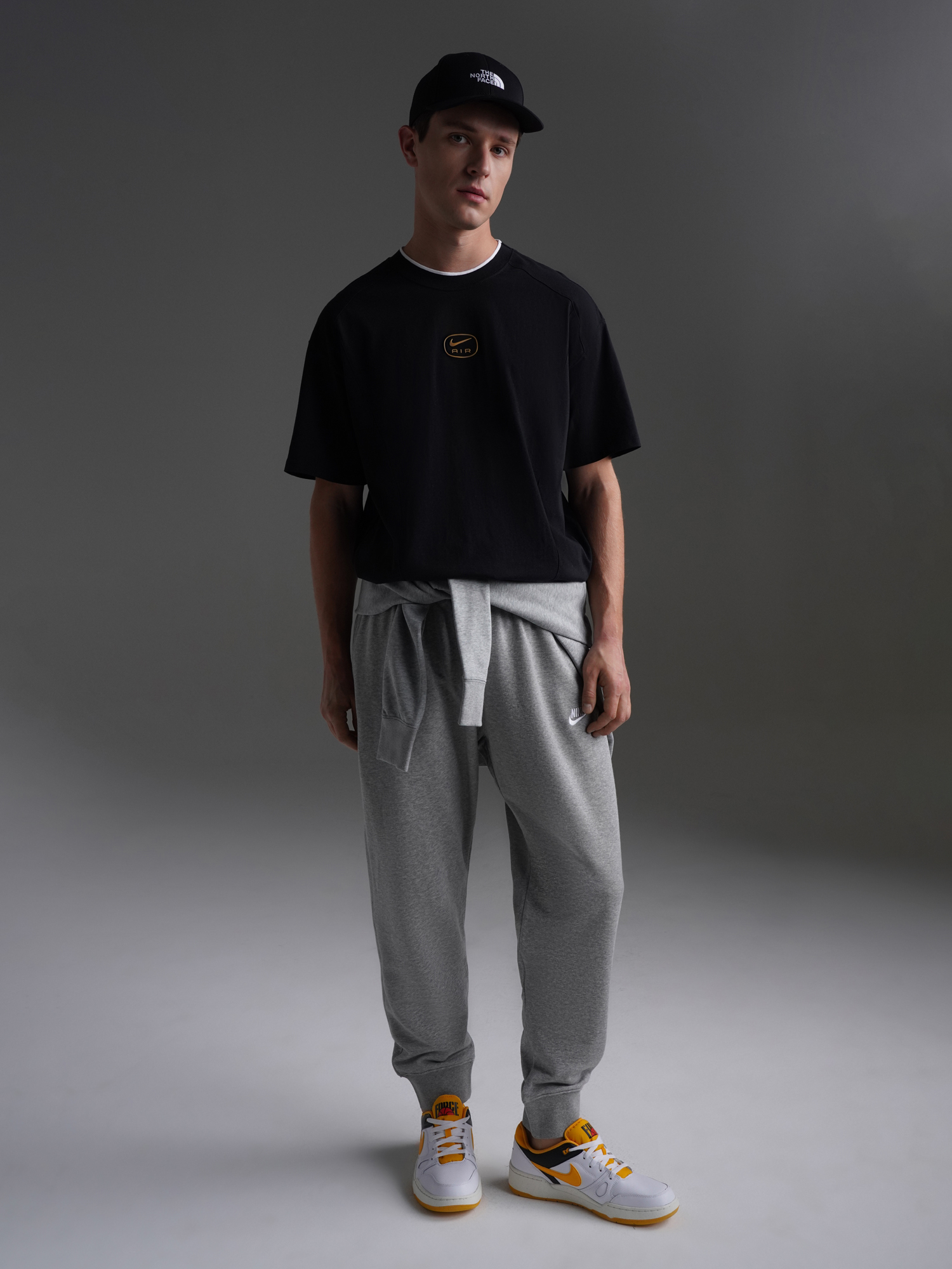 Брюки мужские Nike Sportswear Club арт. BV2679 темно-серый