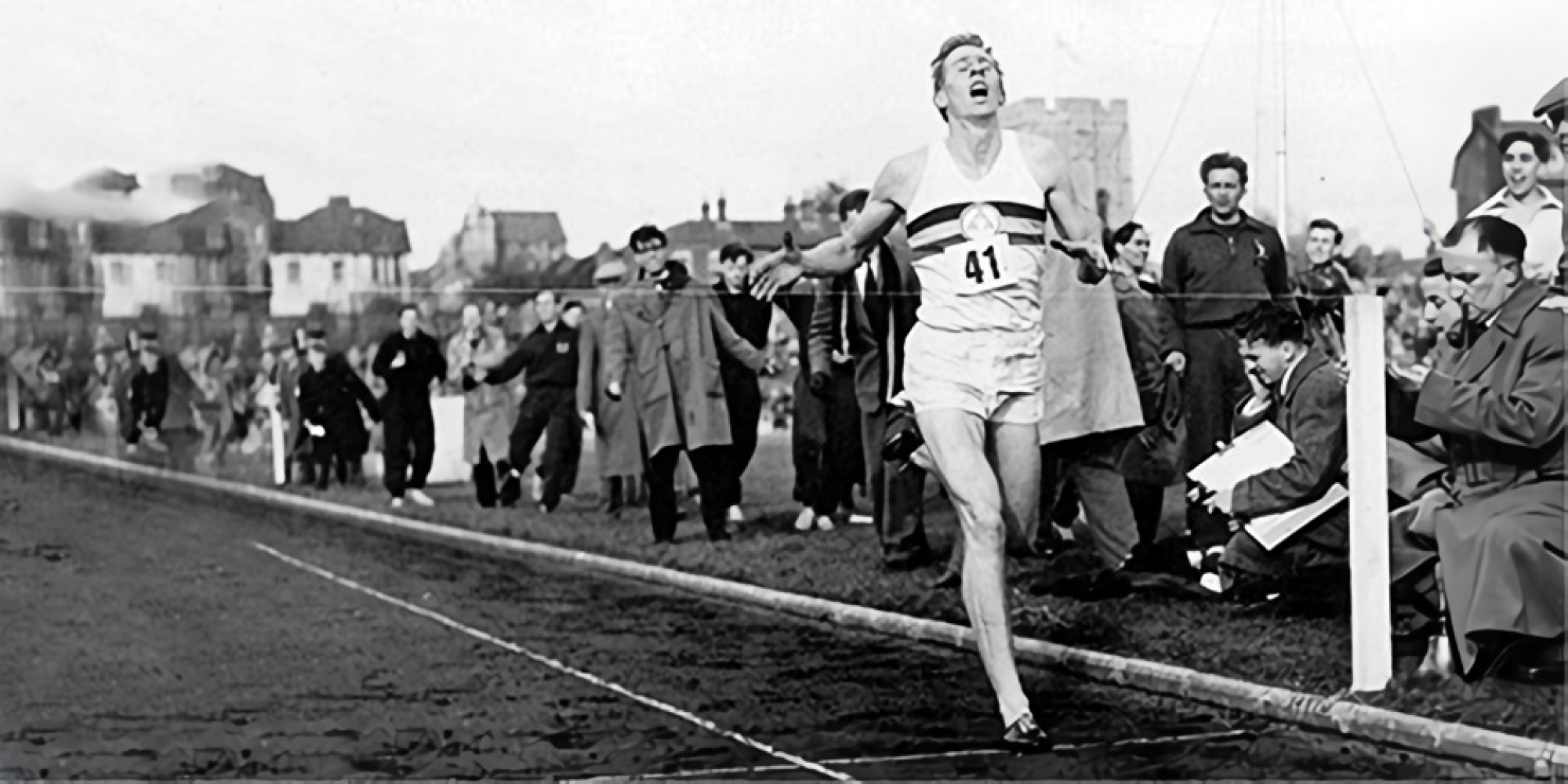 Р. Баннистер установил рекорд среди бегунов, который впоследствии назвали «четырехминутной милей»