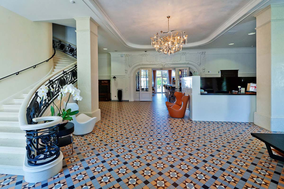 Sсhloss-Hotel Yantarny 5*