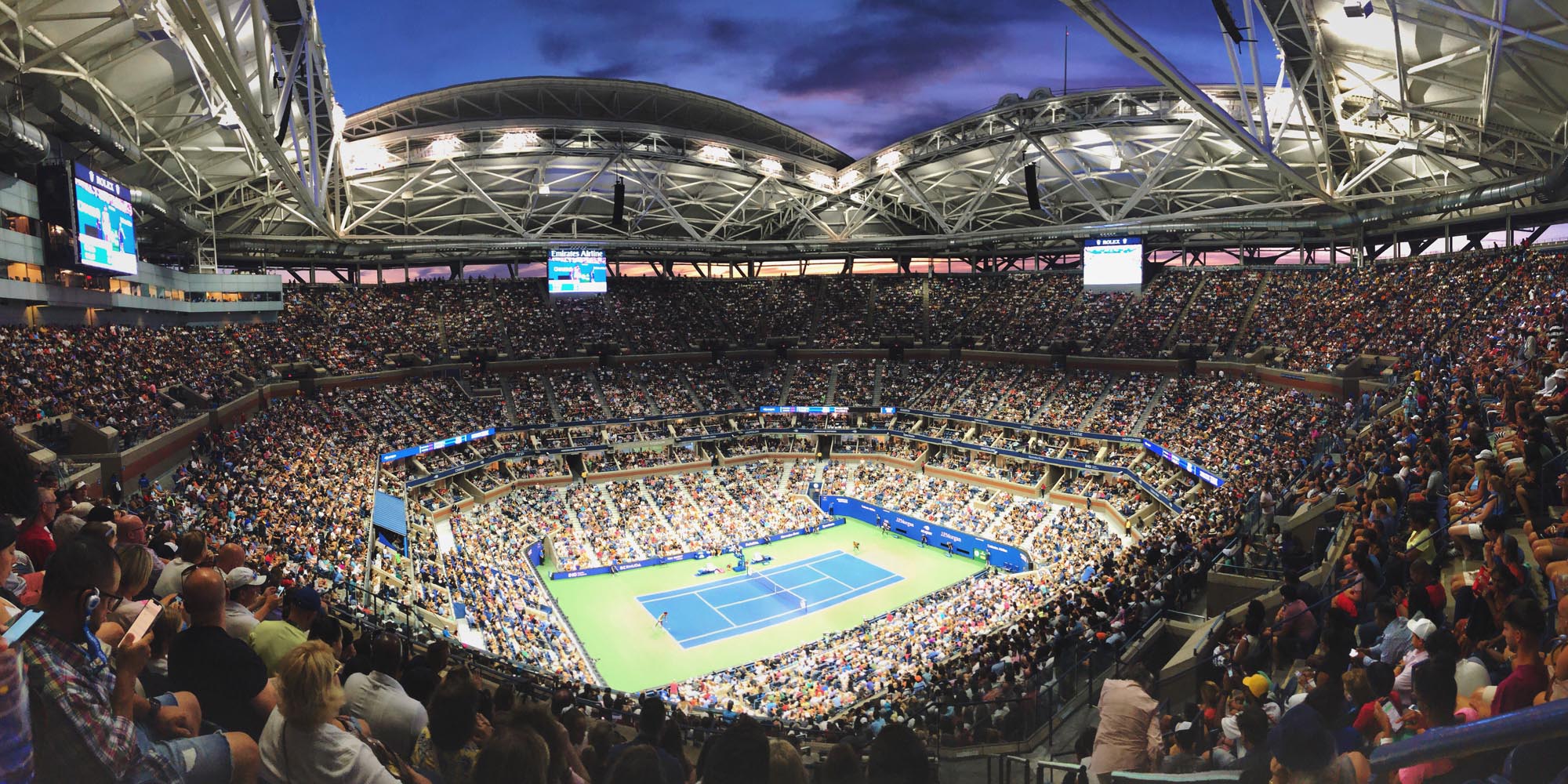 Самый большой теннисный стадион в мире