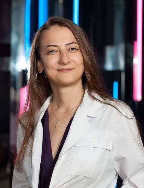Анна Назарова