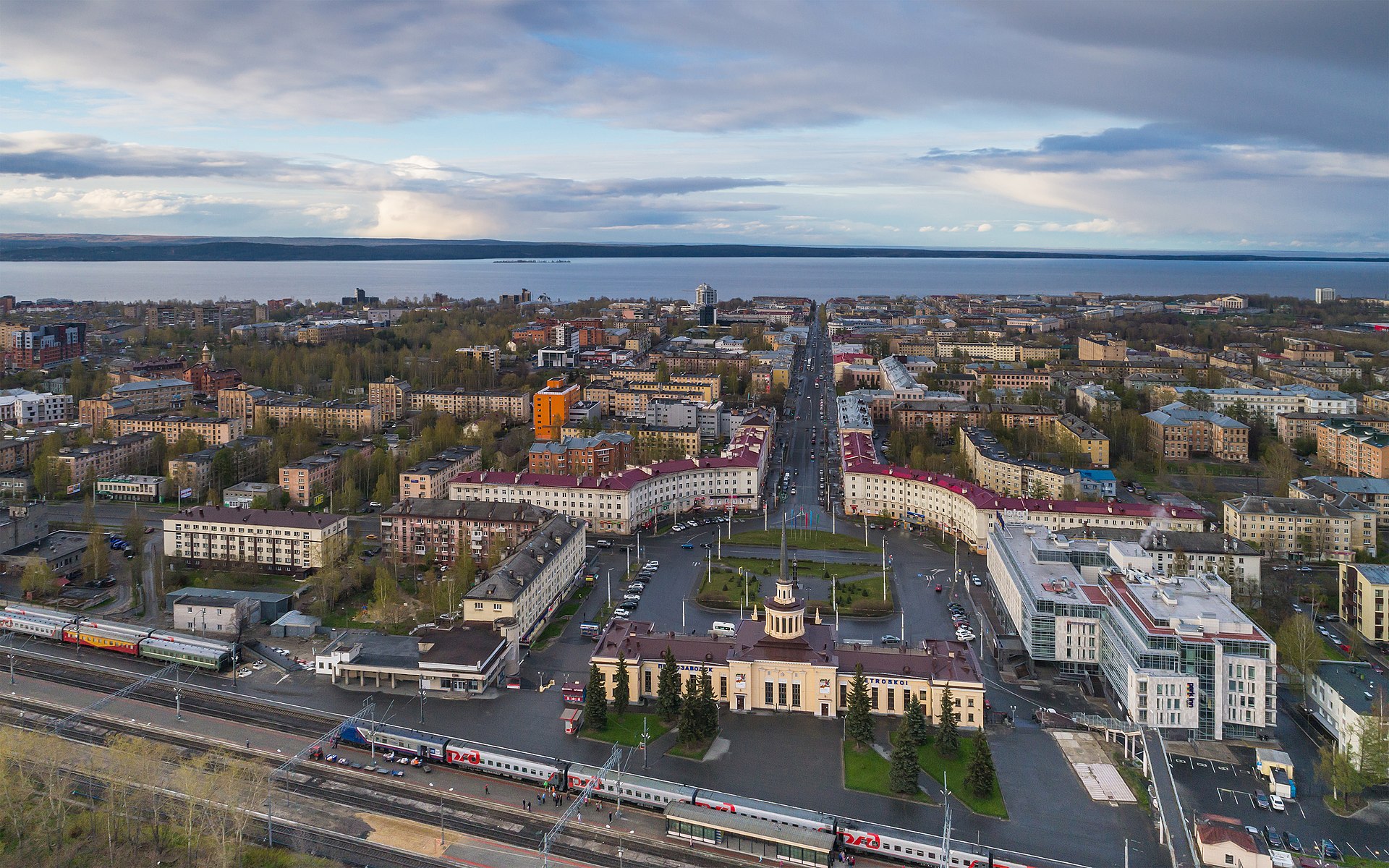 Проспект Ленина — центральная улица Петрозаводска