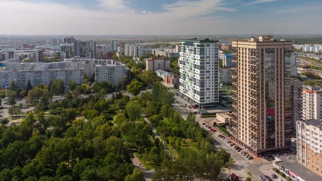 Театр Красный факел - Первомайский сквер - Театр Новат