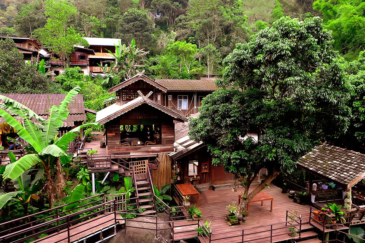 Мае Кампонг