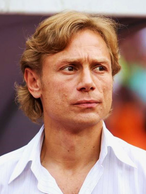 Валерий Карпин