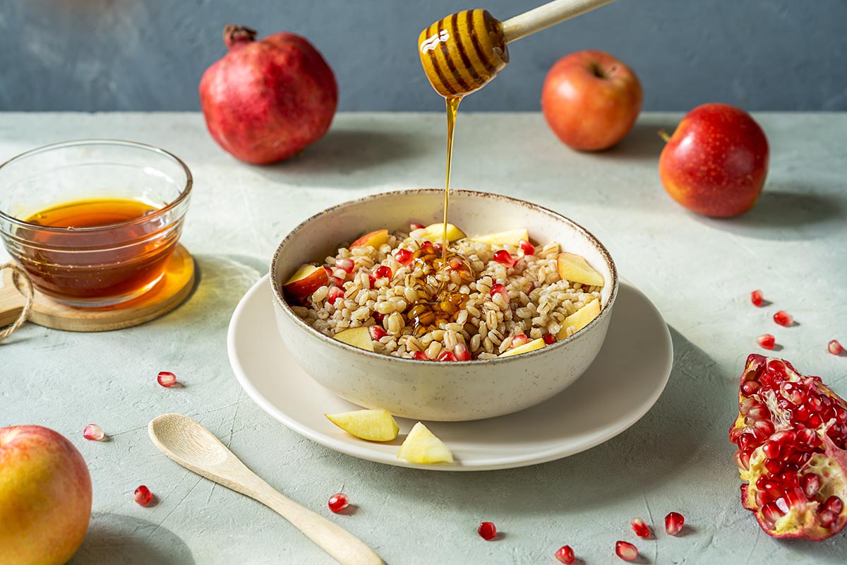 Перловка с яблоками