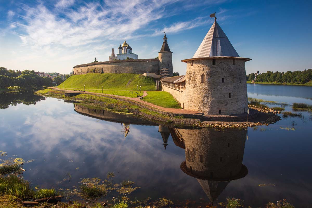 Река Великая, Псков