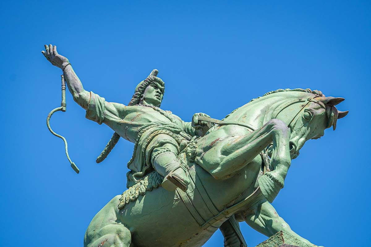 Памятник Салавату Юлаеву