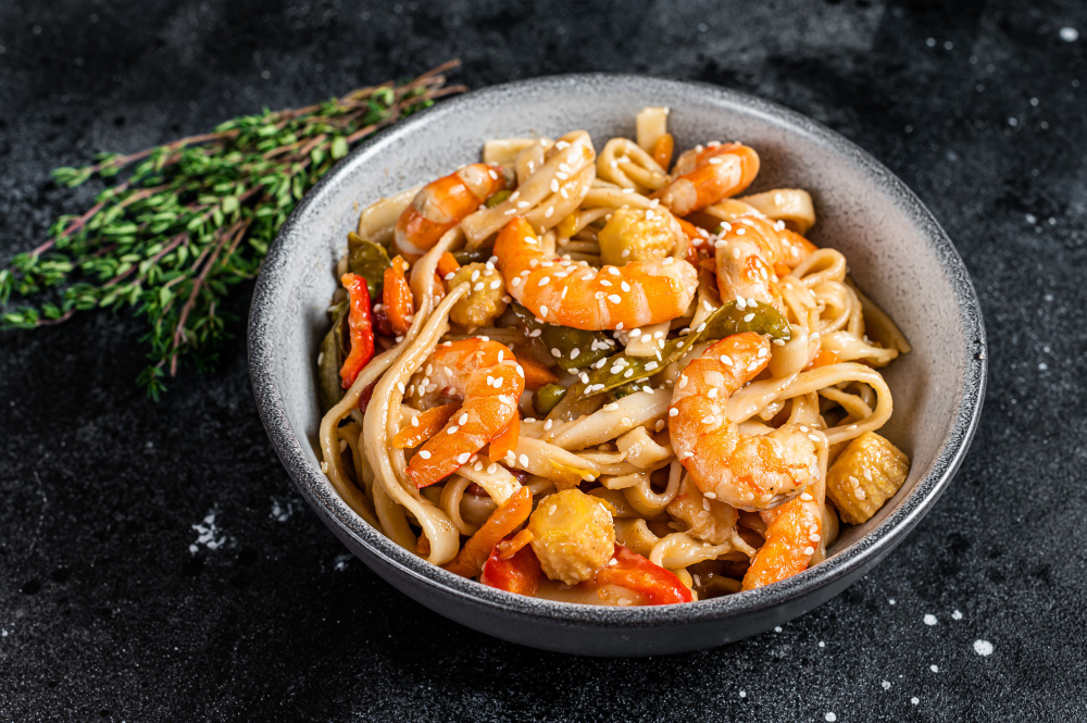 Удон с креветками