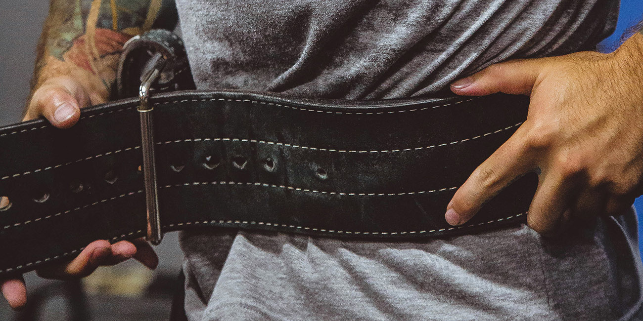 Как выбрать пояс для тяжелых упражнений