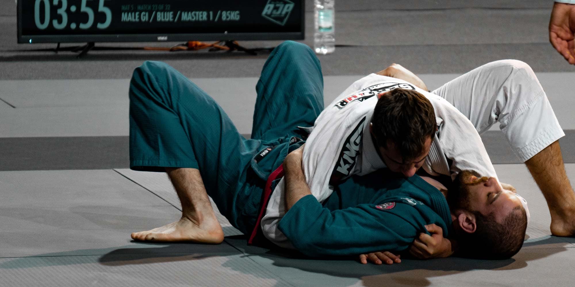 Спортмастер дзюдо. Бразильское джиу-джитсу обои. BJJ фото. Джиу джитсу на татами соревнования. BJJ В высоком разрешении.