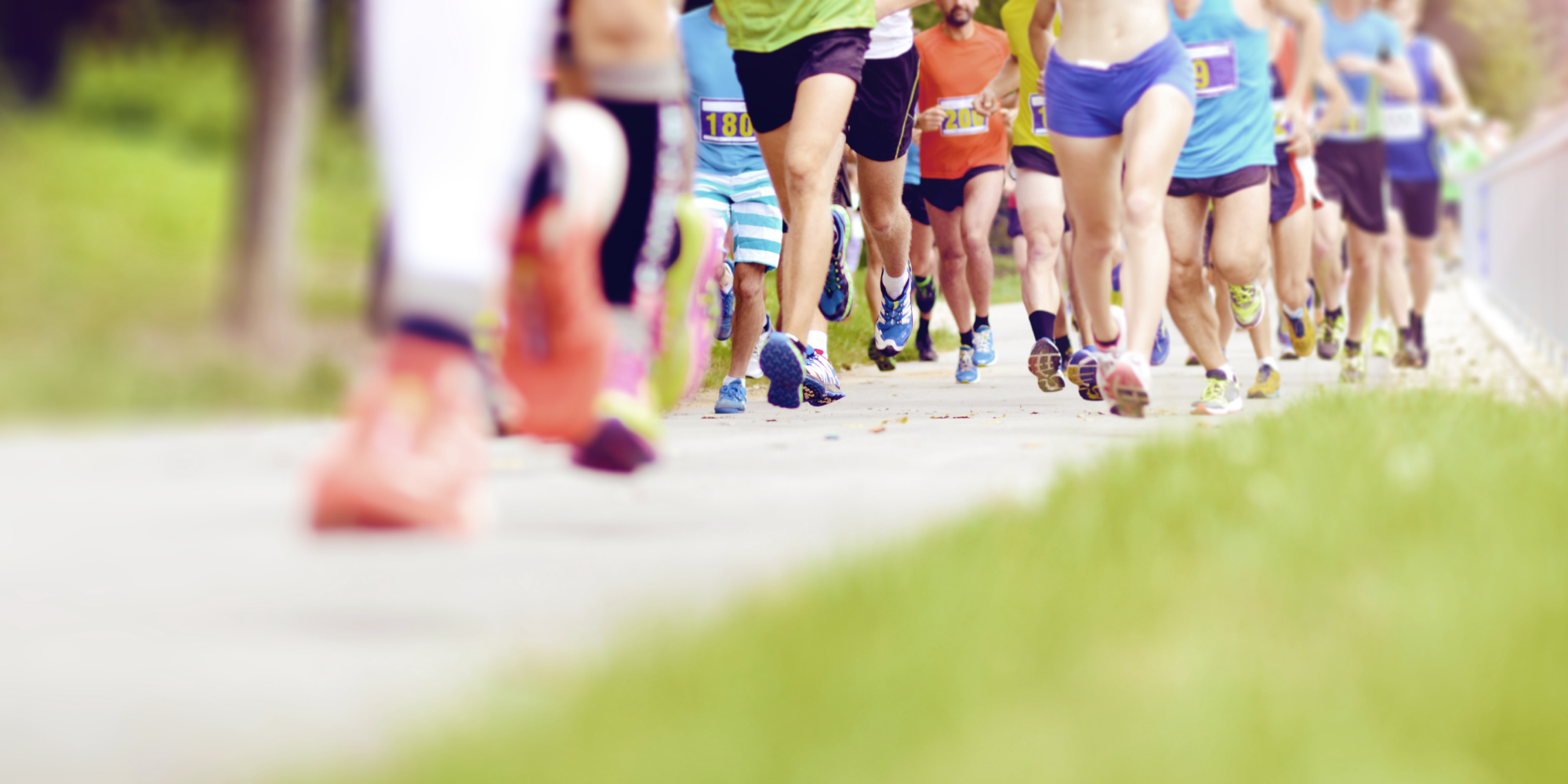 The best summer with the best people. Спортсмен бежит в горах. Running after us. Даоська ходьба на колінах: користь і мінуси, відгуки. The best summer with the best people.