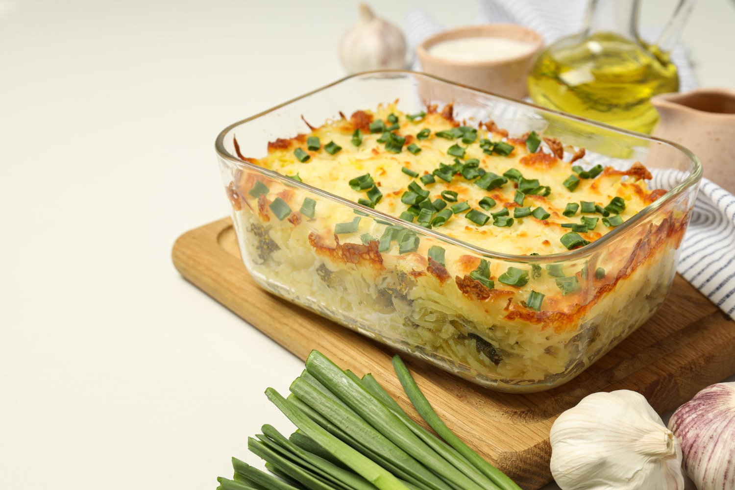 Запеканка с капустой, мясом и картофелем