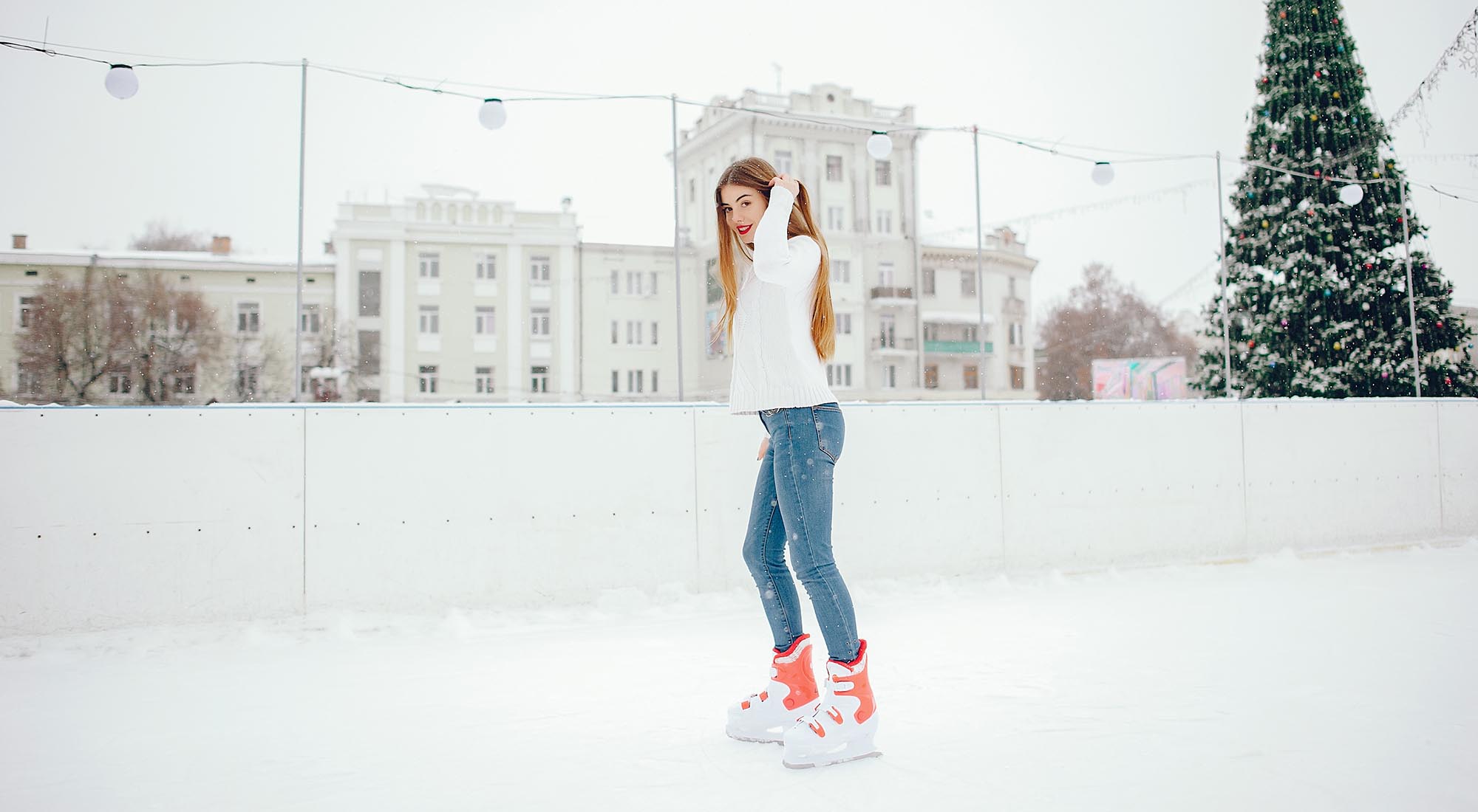 В чем отправиться на каток: 10 образов от Спортмастера