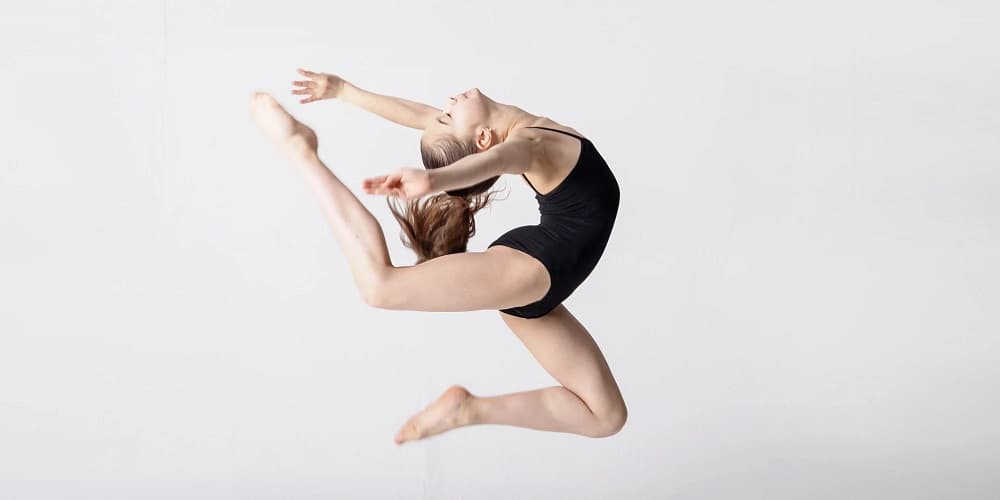 Какие предметы используют в художественной гимнастике — Спортмастер Медиа