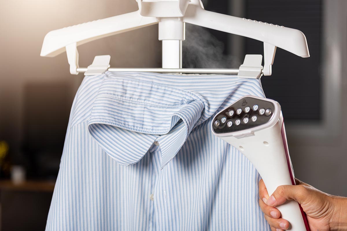 отпаривать вещи