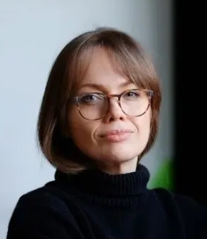 Елена Суханова