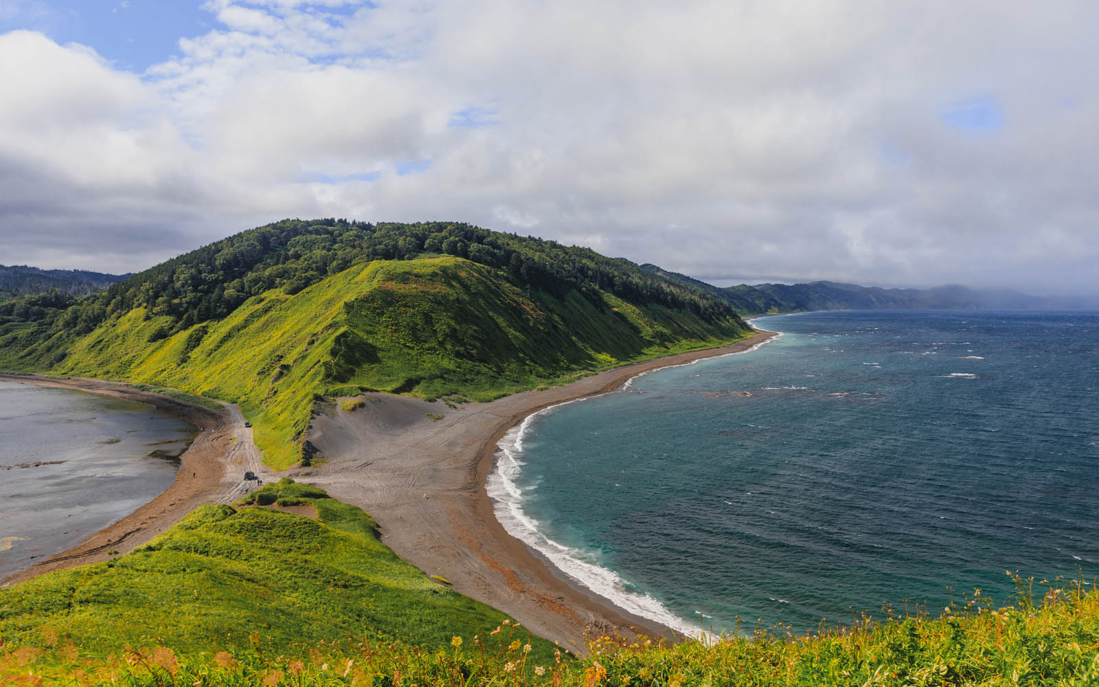 Лучшие места отдыха на море в России
