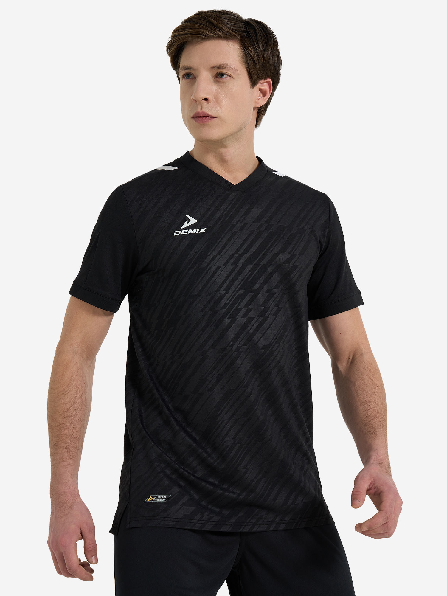 Изображение товара Мужская футболка Demix Ultimate для футбола с микроперфорацией и влаготводящей технологией Изображение товара Мужская футболка Demix Ultimate для футбола с микроперфорацией и влаготводящей технологией