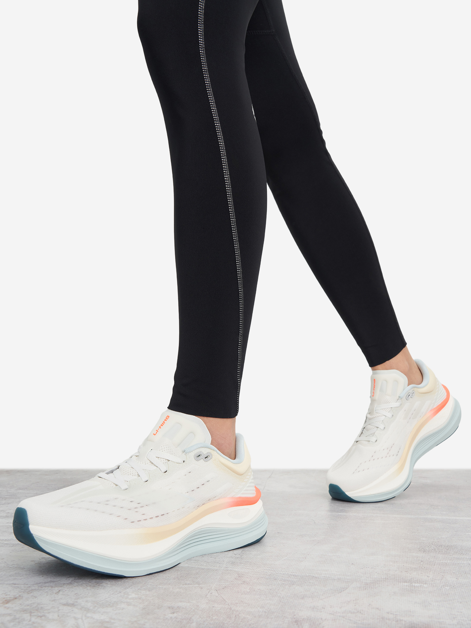 Кроссовки женские Li-Ning Yueying 5 Pro, белый, арт. 18963