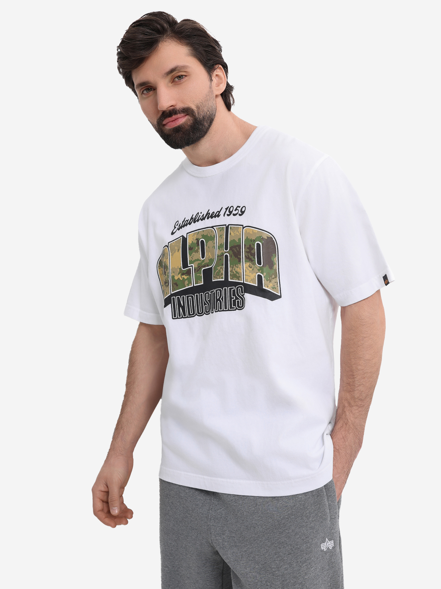 

Футболка Camo Logo Alpha Industries, Белый