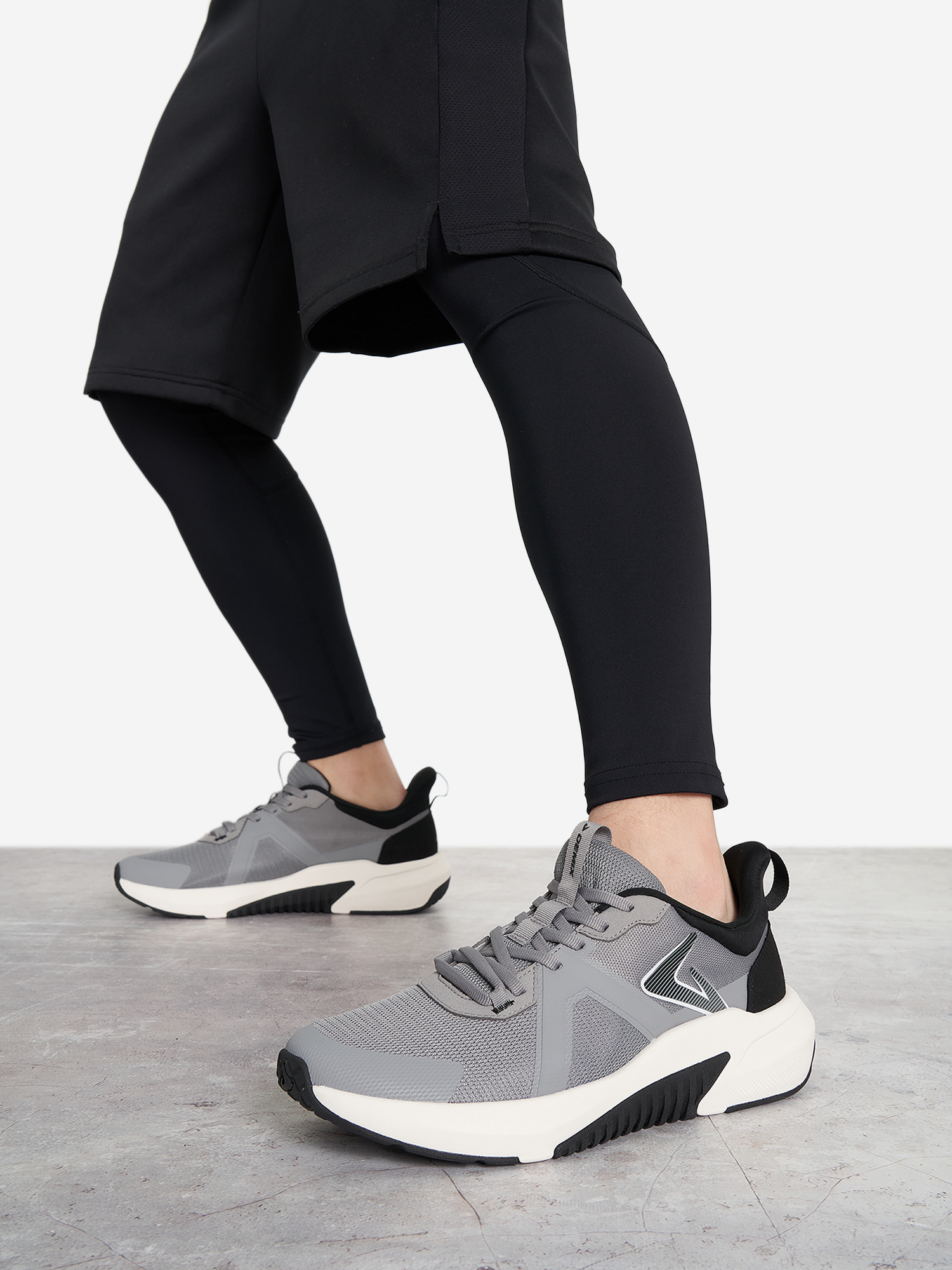 Изображение товара Мужские кроссовки Demix Stronger 3 для фитнеса и тренировок легкий комфорт