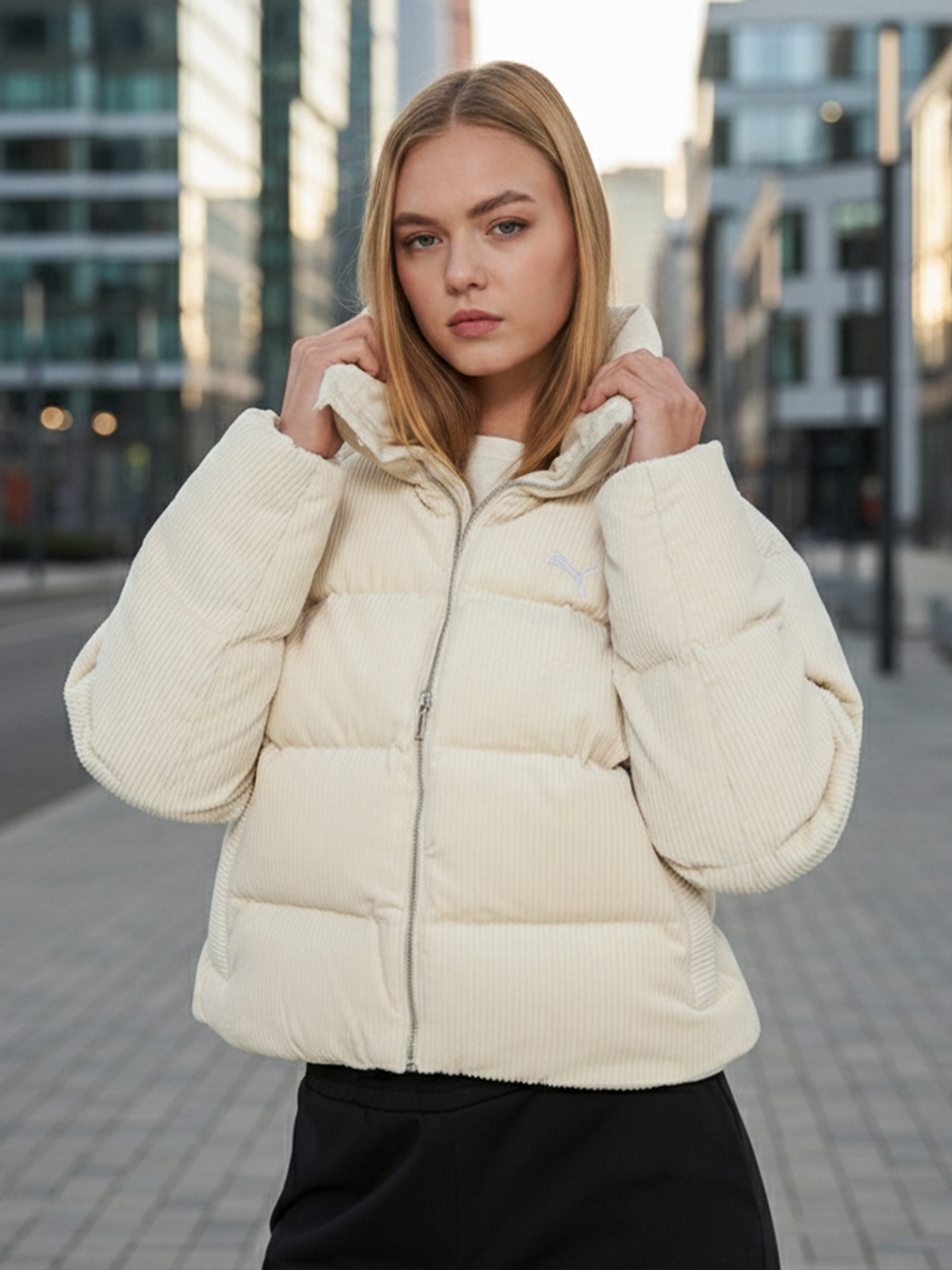 Пуховик женский PUMA Wardrobe Ess Corduroy, бежевый, арт. 632171p0p-87