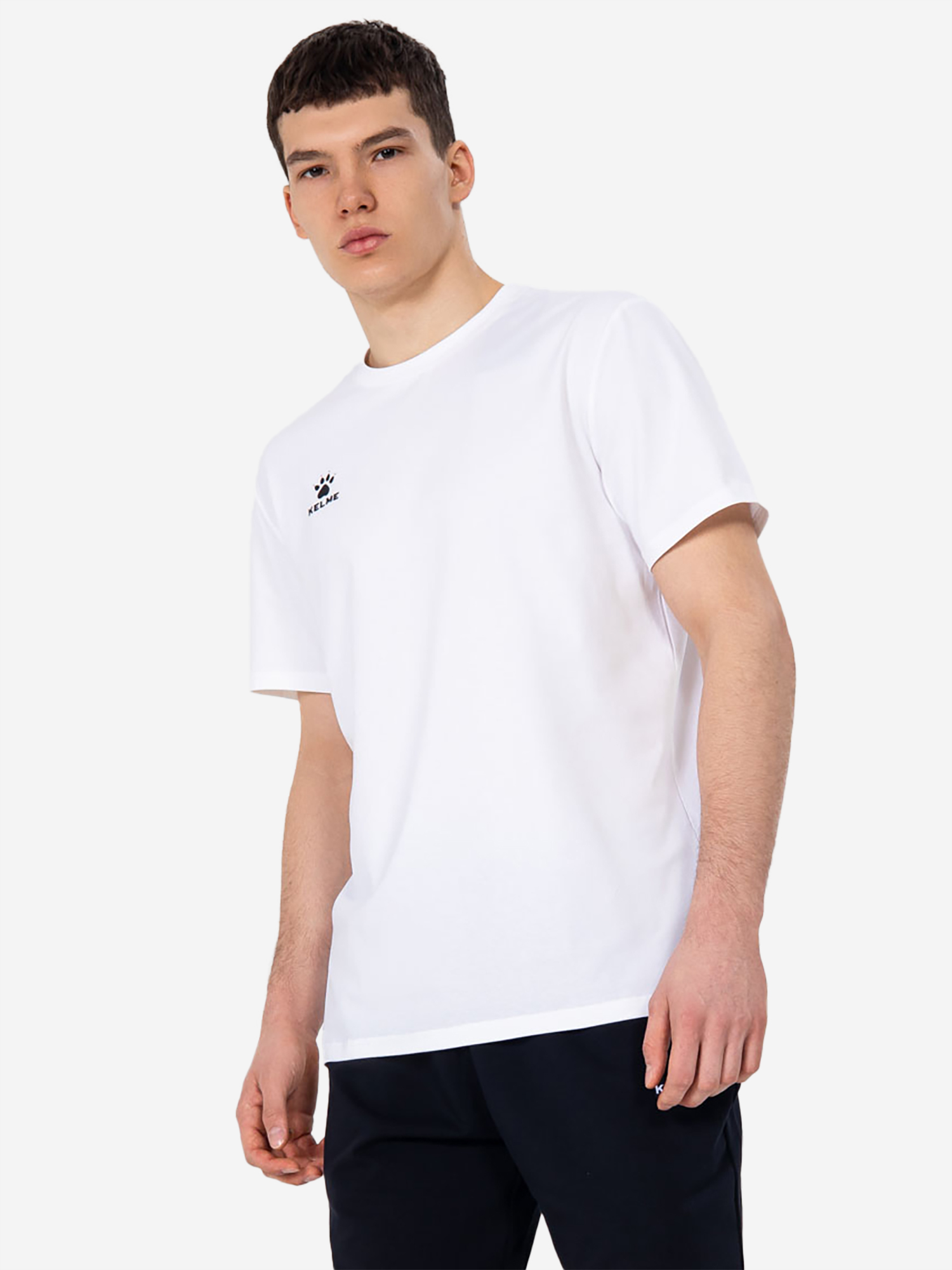 Изображение товара Футболка тренировочная Kelme с логотипом для взрослых, всесезонная