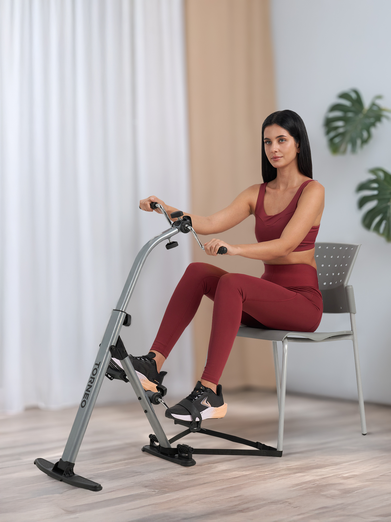 

Мини-велотренажер Torneo B-112, Черный