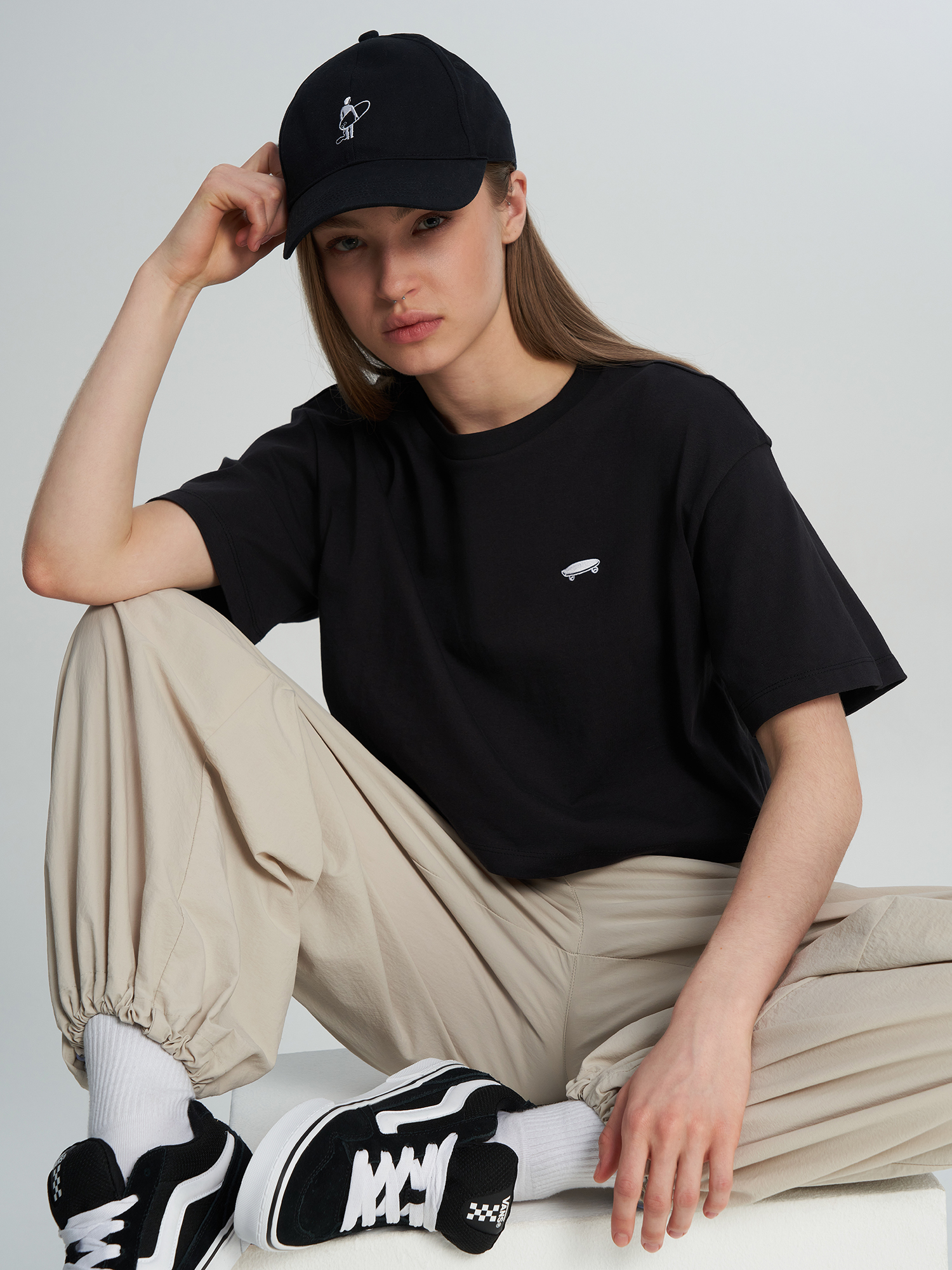 

Футболка женская Vans Salton Relax, Черный