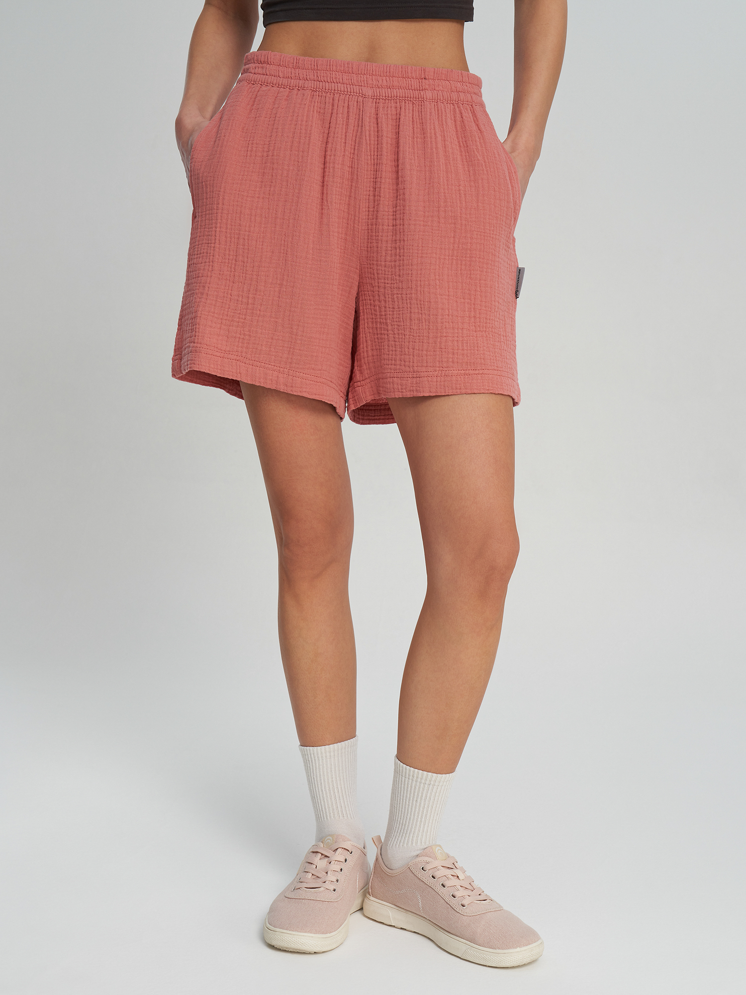 Изображение товара Шорты женские Outventure, Коралловый