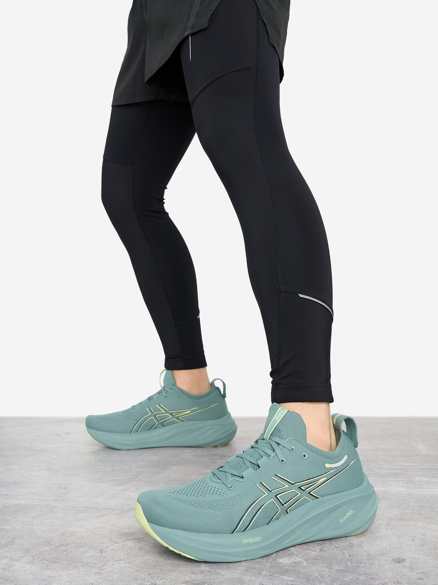 

Кроссовки мужские ASICS Gel-Nimbus 26, Голубой