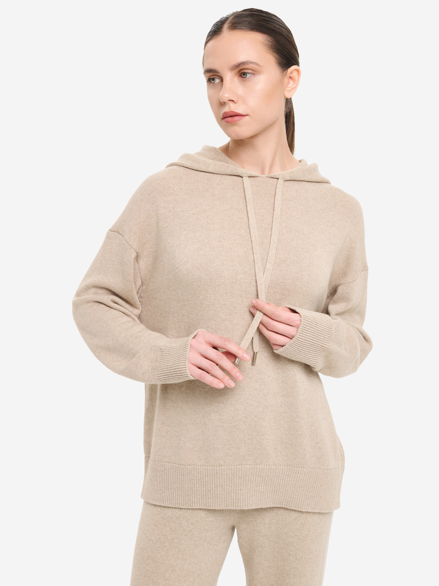 Изображение товара Худи спортивного стиля (свитер) женский ABOUT Lingerie с капошоном из смесовой шерсти