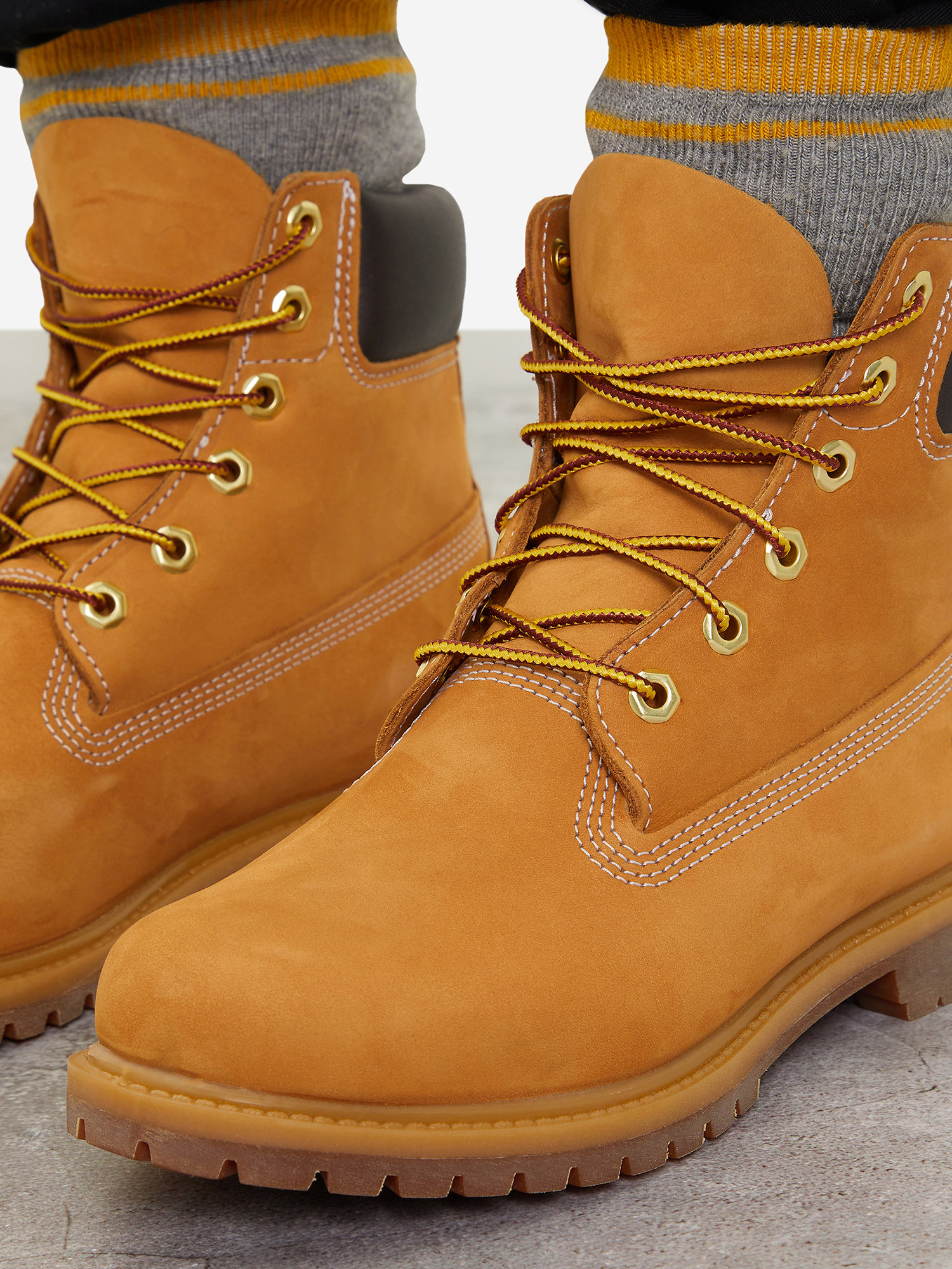 Ботинки утепленные женские Timberland 6In Premium Boot, Коричневый TB010361713T09-, размер 40.5 - фото 9