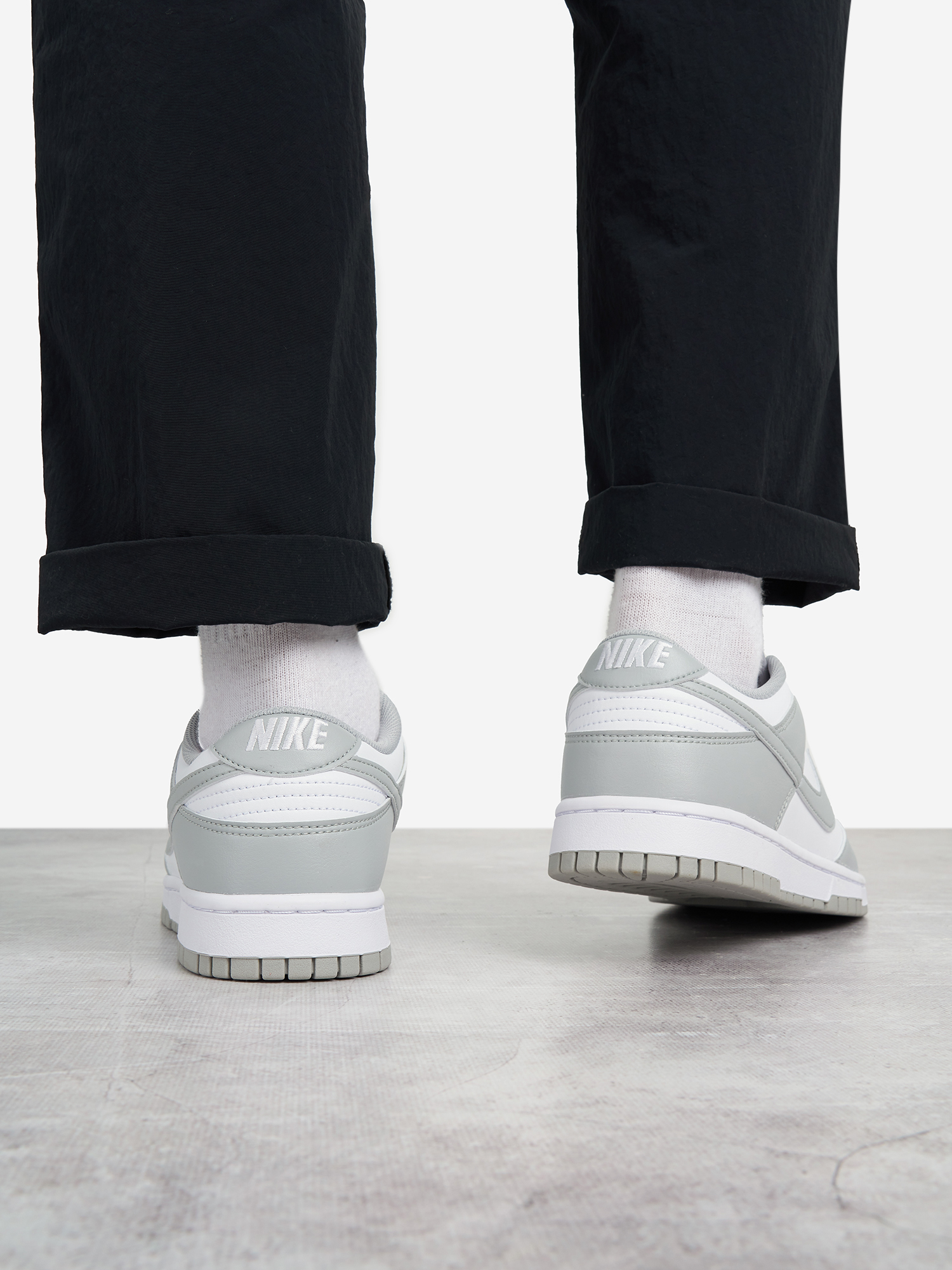 фото Кеды мужские nike dunk low retro, белый